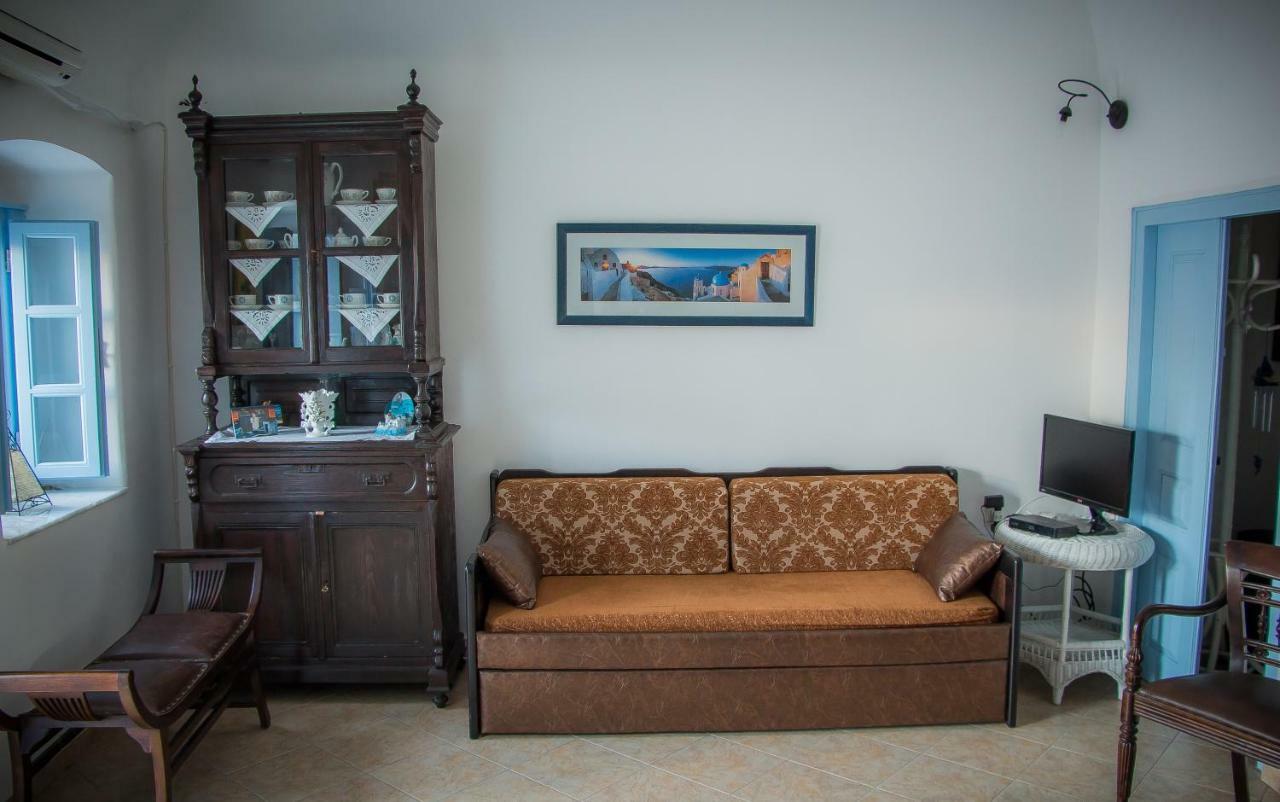 Katsinaros House Guest House Emporio  ภายนอก รูปภาพ
