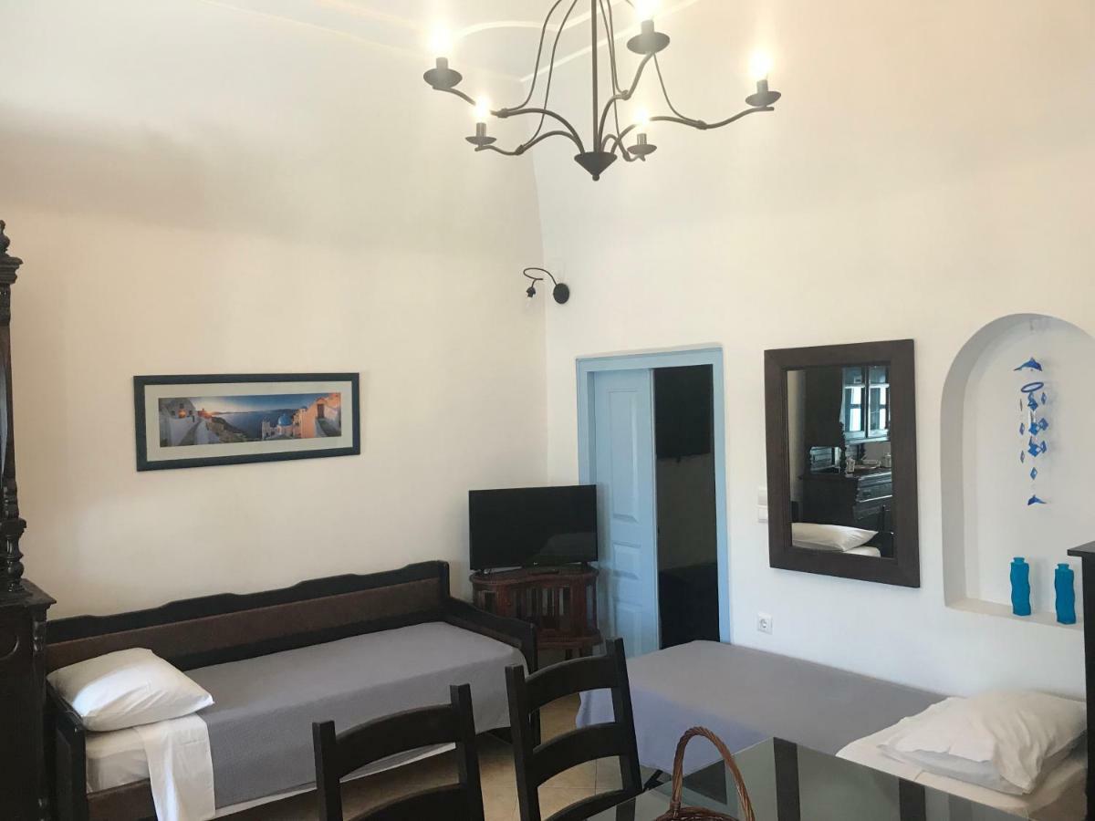 Katsinaros House Guest House Emporio  ภายนอก รูปภาพ